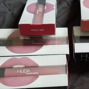 Huda Beauty Lippie
